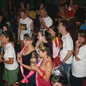Pack-cena-y-espectaculo-leon (3) Cena para despedidas en León